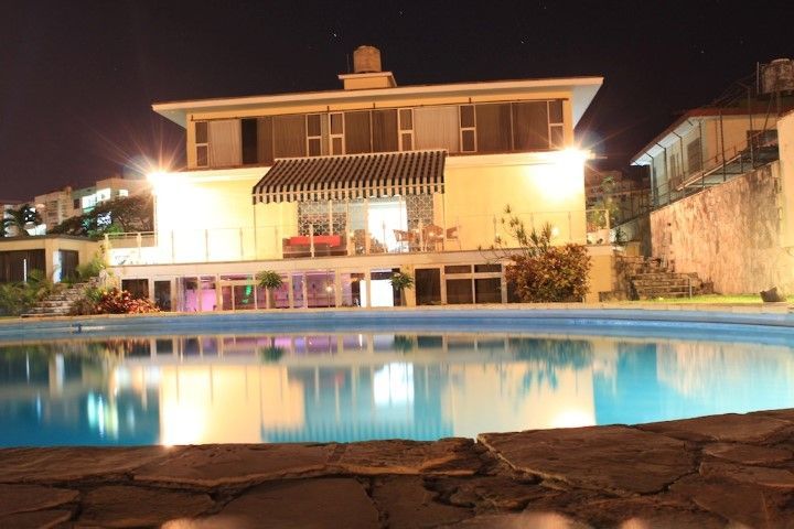Casa Almendares in Miramar. Villa with pool and 4 bedrooms