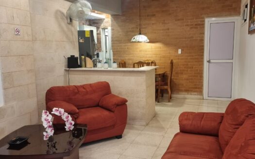 Renta Mensual de Apartamento en Calle 17, Vedado. Arrendadora Janet