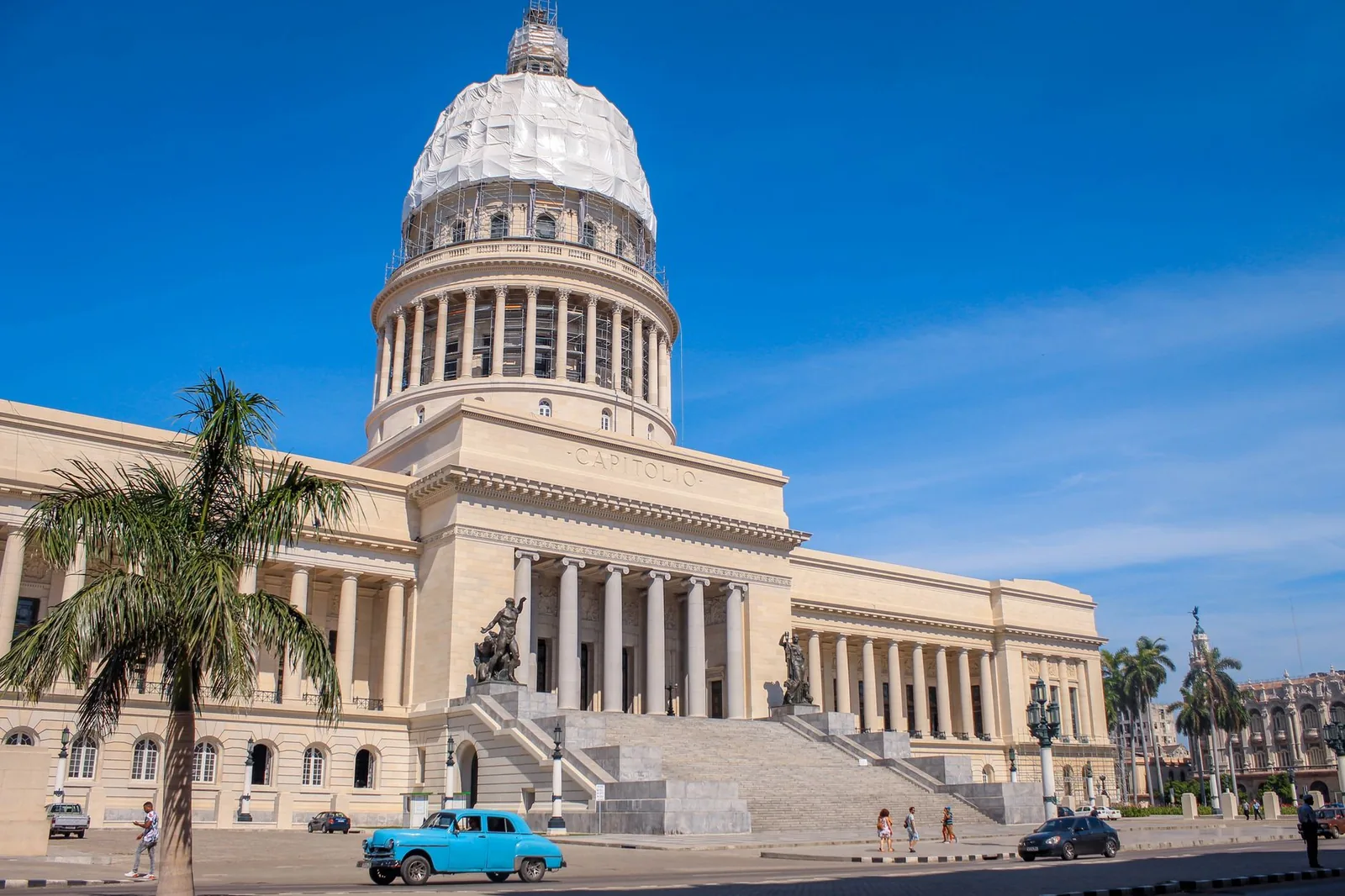 Capitolio building in Havana under a blue sky